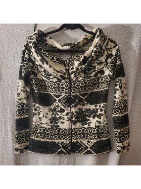 Vtg Wm 6  Joseph Ribkoff Zip Sweater/Jacket Cozy Made in Canada Fitted Romantic